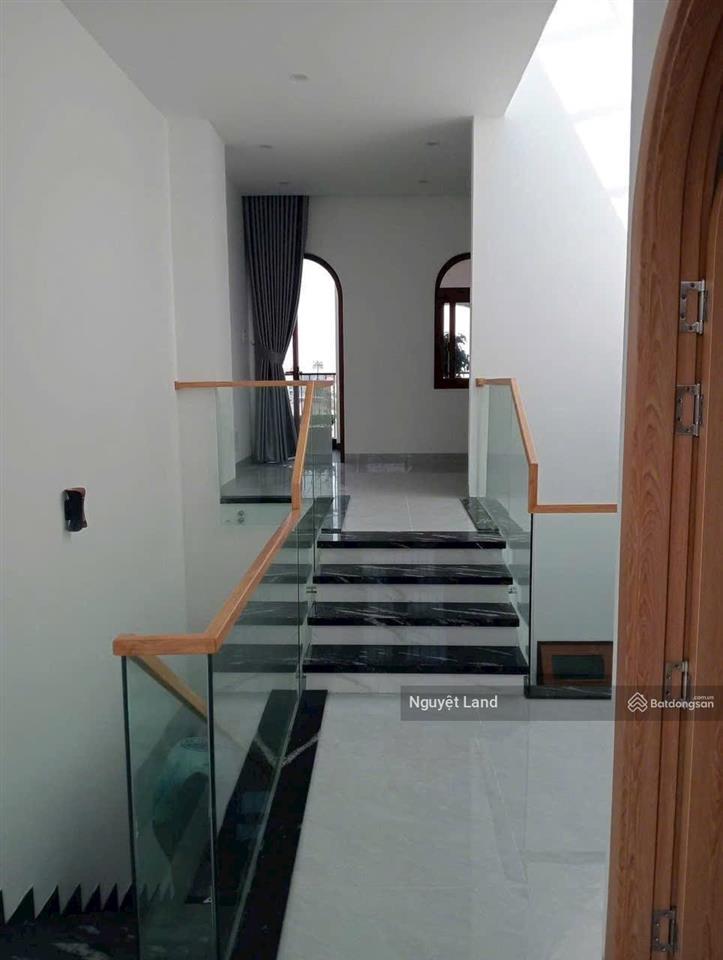 Bán nhà 3 tầng mới, thiết kệ hiện đại  đường nguyễn đình chiểu  nam việt á, đà nẵng