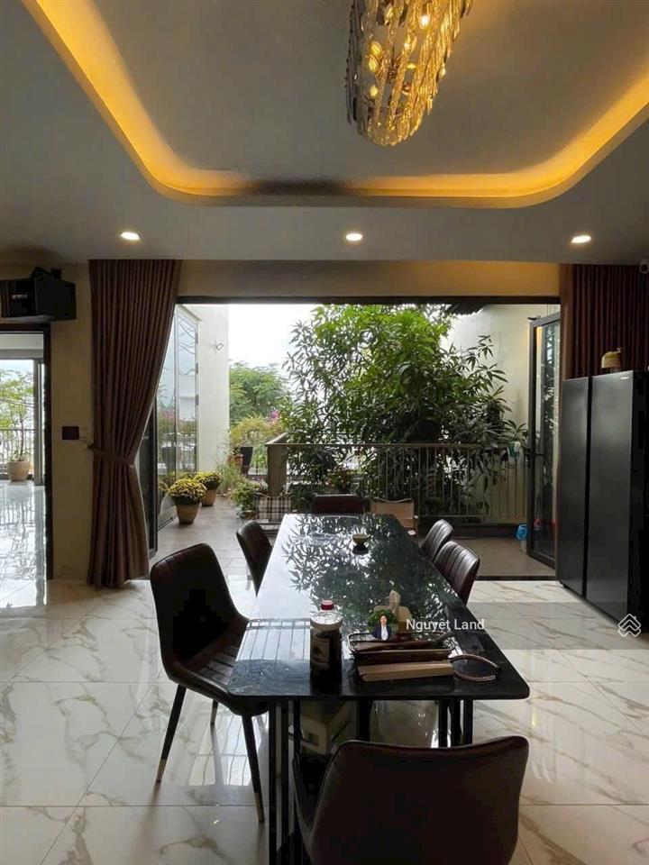 Cần tiền bán villa 3 tầng đường anh thơ  giá đt chỉ nhỉnh 29 tỷcó sẵn dòng tiền cho thuê 90tr/ th