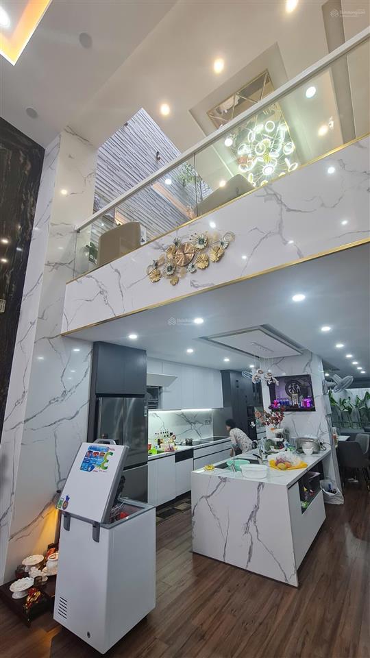 Chính chủ bán nhà tâm huyết 5 tầng kiệt 6m cách đường nguyễn tri phương 15m. dòng tiền 1,2tỷ/năm