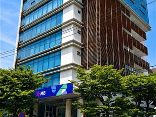 Giá rất tốt tòa văn phòng 9 tầng đường nguyễn hữu thọ và nguyễn đăng đạo. đang cho thuê 300tr/tháng