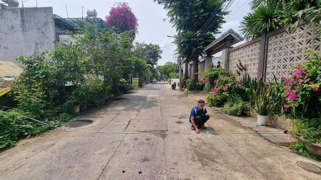 253,3 m2 mặt tiền đường 8m sát an thượng 22 view công viên ( 10m6 x 24m ) vuông vức . giá bán 31 tỷ