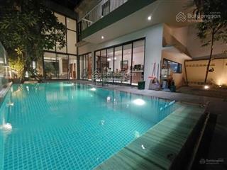 Biệt thự 3 tầng euro village 1, có hồ bơi, diện tích 250m2, giá bán 50 tỷ