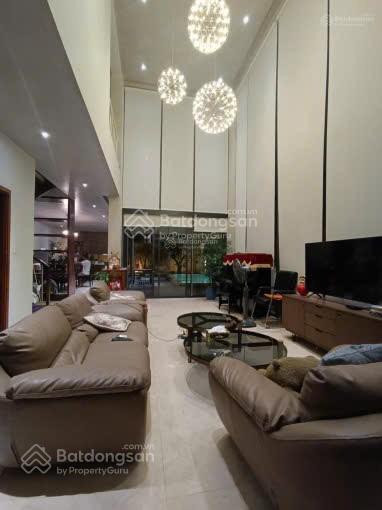 Biệt thự 3 tầng euro village 1, có hồ bơi, diện tích 250m2, giá bán 50 tỷ