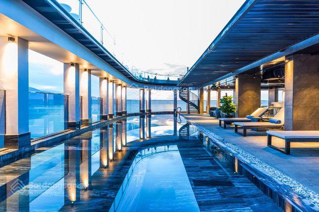 Chuyển nhượng khách sạn 14 tầng mt võ văn kiệt, ngay biển mỹ khê đà nẵng, giá 180 tỷ