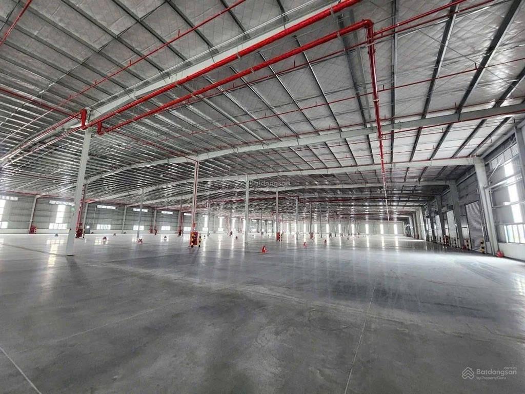 Cho thuê nhà xưởng mới xd 5.700m2 kcn phố nối, hưng yên giá 3,5usd, sx nhiều ngành nghề.