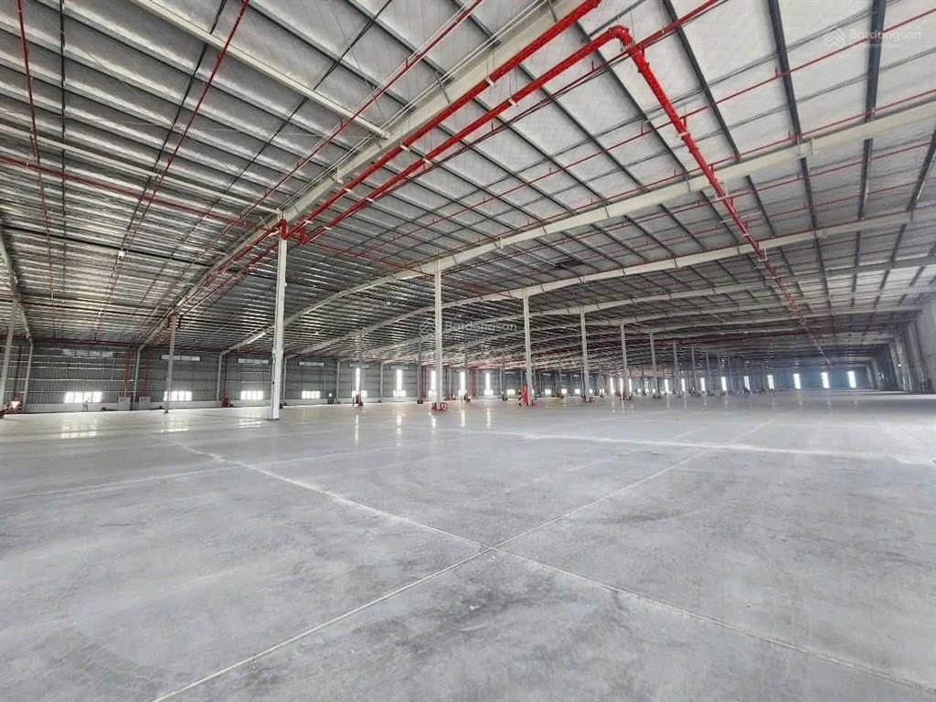 Cho thuê nhà xưởng mới xd 5.700m2 kcn phố nối, hưng yên giá 3,5usd, sx nhiều ngành nghề.