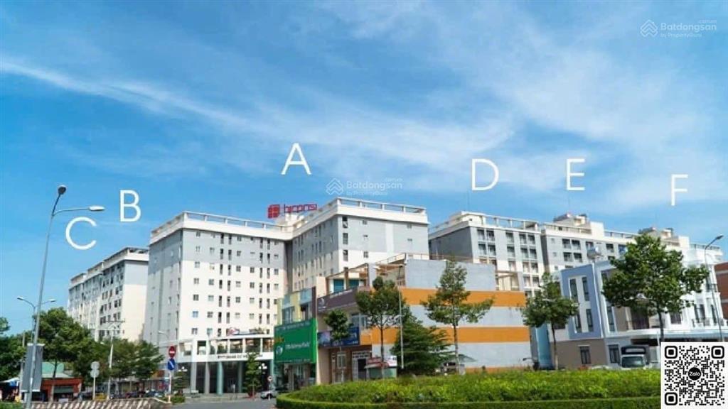 Bán chung cư co 2 phòng ngủ , 2wc, block e lầu 6