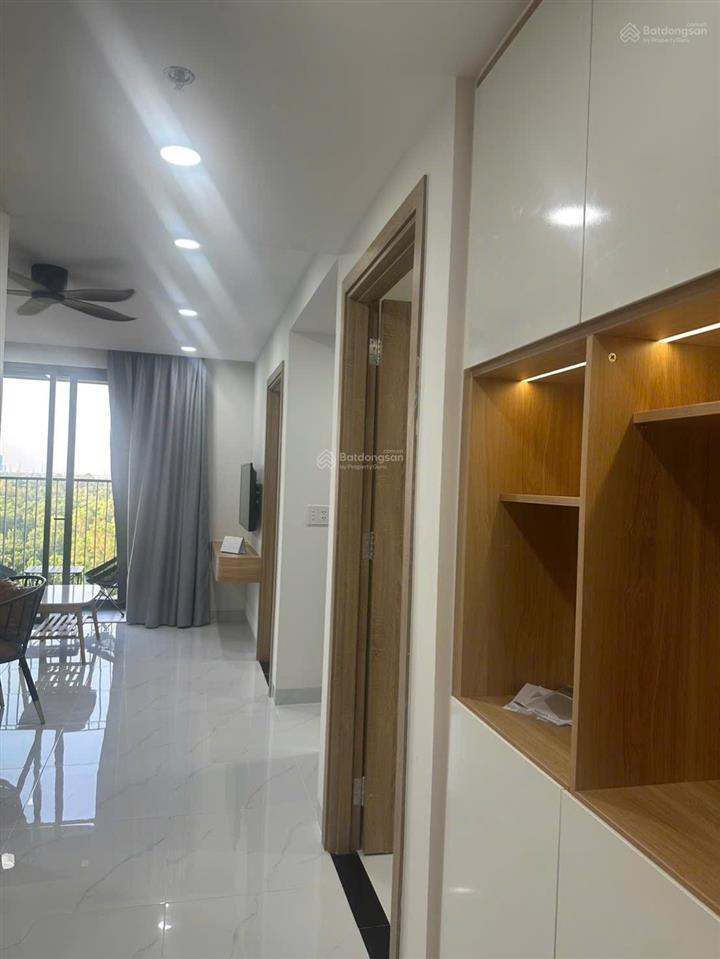 Cho thuê ngắn hạn chung cư phú mỹ c2 view sân golf (bình dương) tầng 9