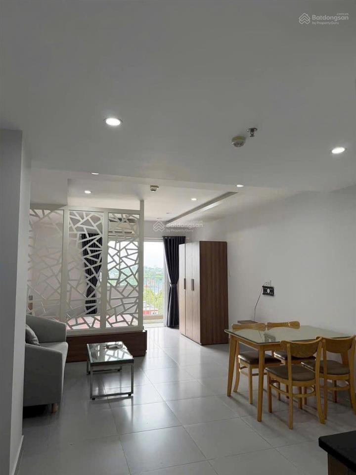 Cho thuê căn hộ block d góc 2 mặt tiền view công viên hiệp thành 3 siêu đẹp  tầng 2