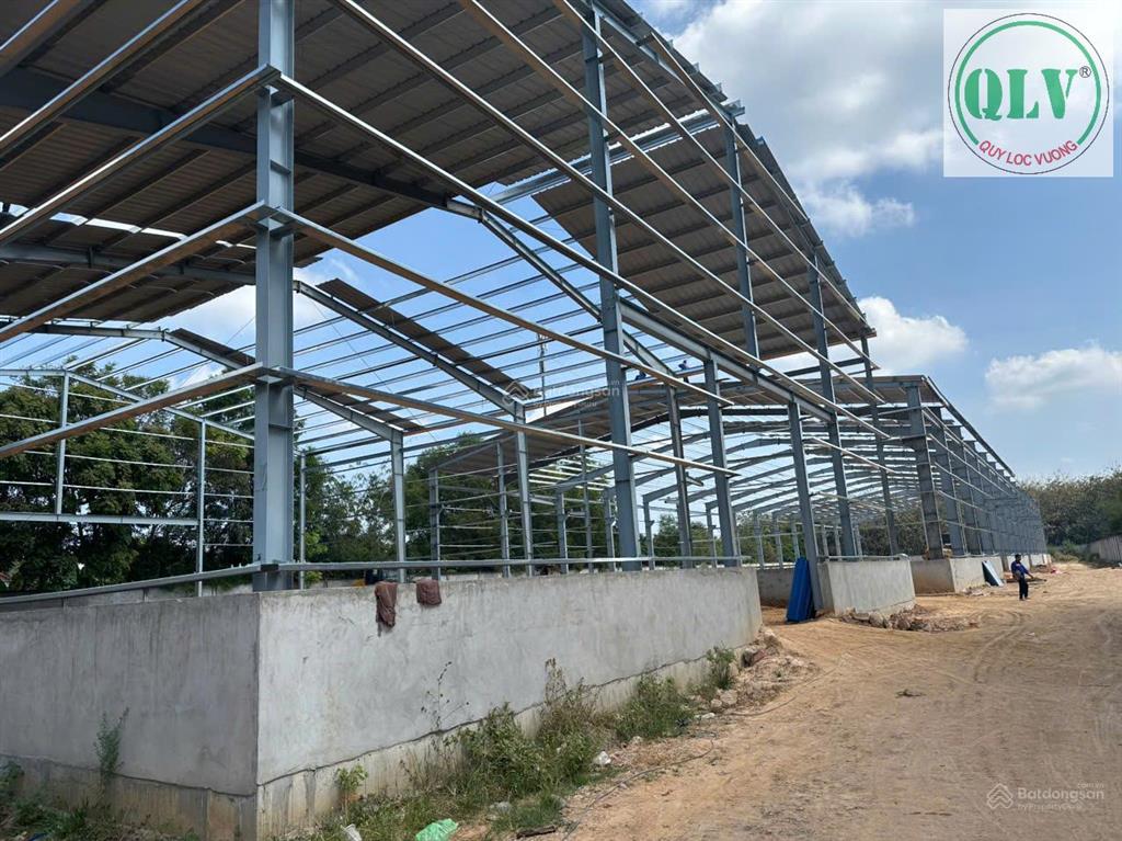 Cho thuê nhà xưởng  vĩnh tân, tân uyên, bd  6.000m²