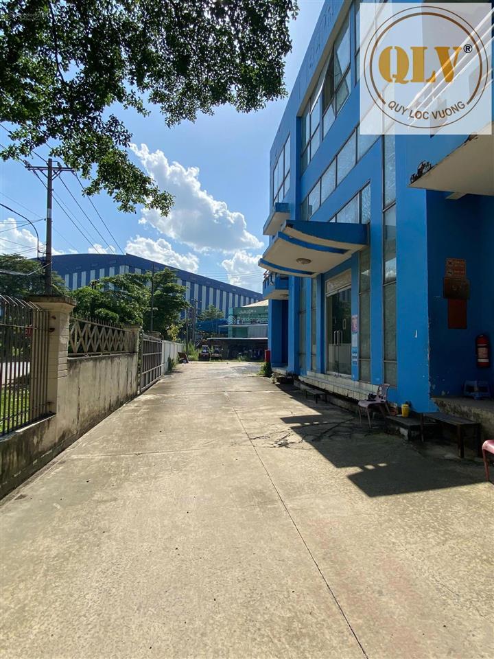 Cần bán nhà xưởng kcn tân tạo, bình tân, tp.hcm 1.900m²