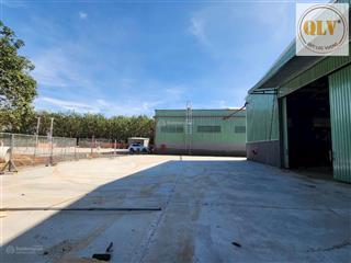 Cho thuê nhà xưởng khuôn viên lớn tân uyên, bình dương, 6.400m²