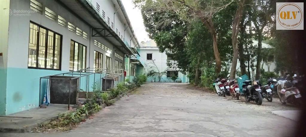 Cho thuê nhà xưởng may mặc gần kcn vsip 2, bình dương, 5.500m²