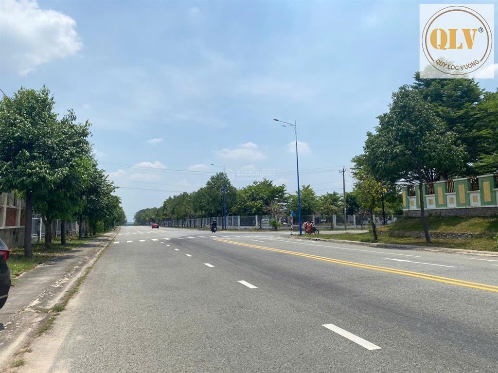 Bán nhà xưởng kcn mỹ phước bến cát, bình dương 1.920 m²
