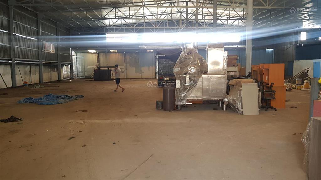 Nhà xưởng đường tx 52, phường thạnh xuân q12 cho thuê dt 800m2 giá 40 triệu,  0908 561 ***