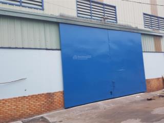 Nhà xưởng đường tô ngoc vân, phường thạnh xuân q12 cho thuê dt 1000m2 giá 60triêu.  0908 561 ***