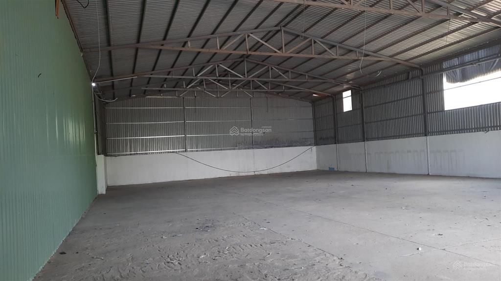 Nhà xưởng cho thuê đường bui công trừng, xã nhi bình hoc môn dt 500m giá 25 triêu  0908 561 ***