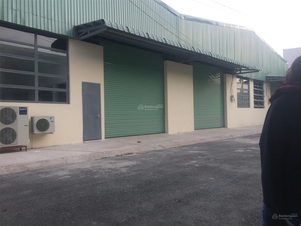 Nhà xưởng cho thuê đường tx52, phường thạnh xuân quận 12 dt 800m giá 40 triêu/tháng  0908 561 ***