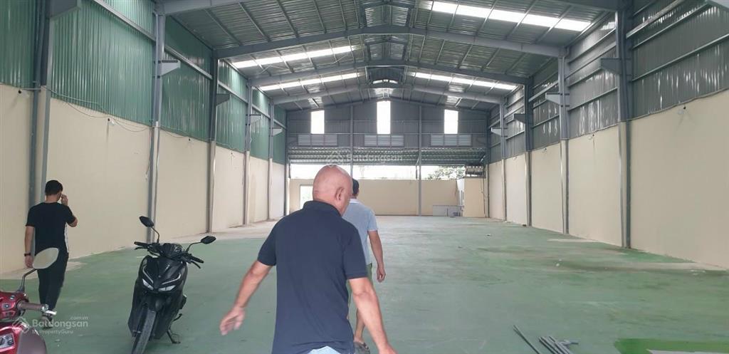 Nhà xưởng nằm phường vĩnh phú thuận an bình dương cho thuê dt 500m2 giá 25 triệu.  0908 561 ***
