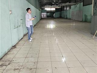 Nhà xưởng cho thuê đường hà huy giáp phường thanh xuân quận 12. dt 600m giá 35tr/thang