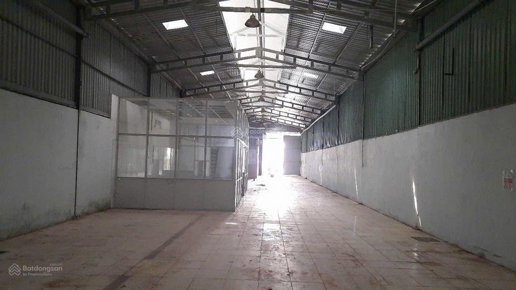 Nhà xưởng cho thuê đường hà huy giáp phường thanh xuân quận 12. dt 600m2 giá 35tr/tháng