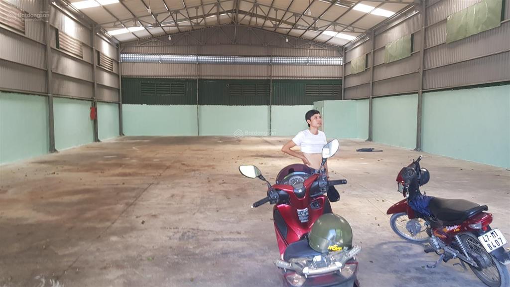 Cho thuê nhà xưởng đường lê thị riêng, thới an, quận 12. dt 450m2, giá 30tr/tháng