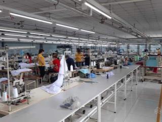Cho thuê xưởng may quân 12 diện tích 850m giá 65 triêu  0908 561 ***