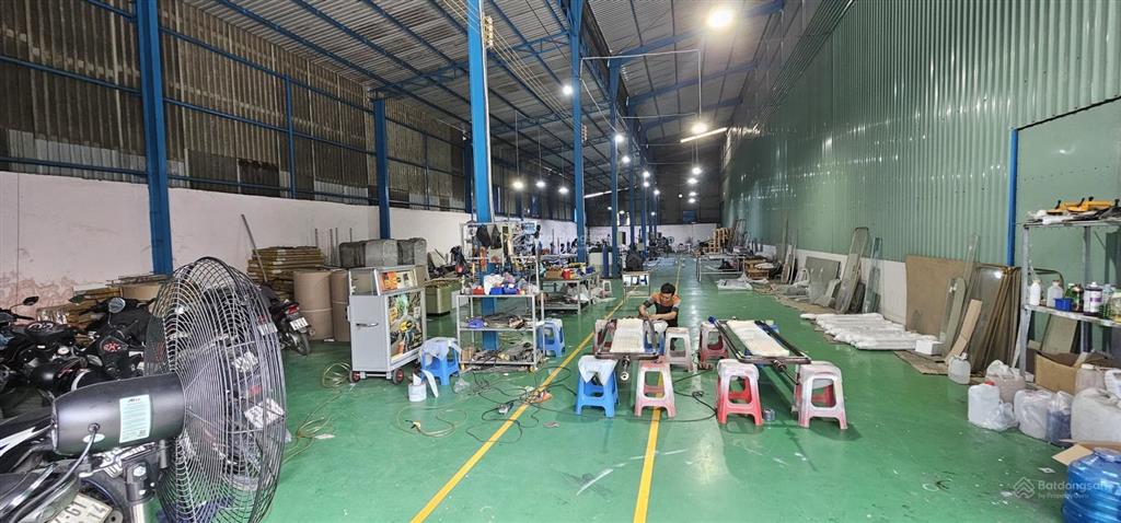 Nhà xưởng cho thuê hà huy giáp thạnh lộc quận 12. dt 700m2 giá 42 triệu/tháng  0908 561 ***