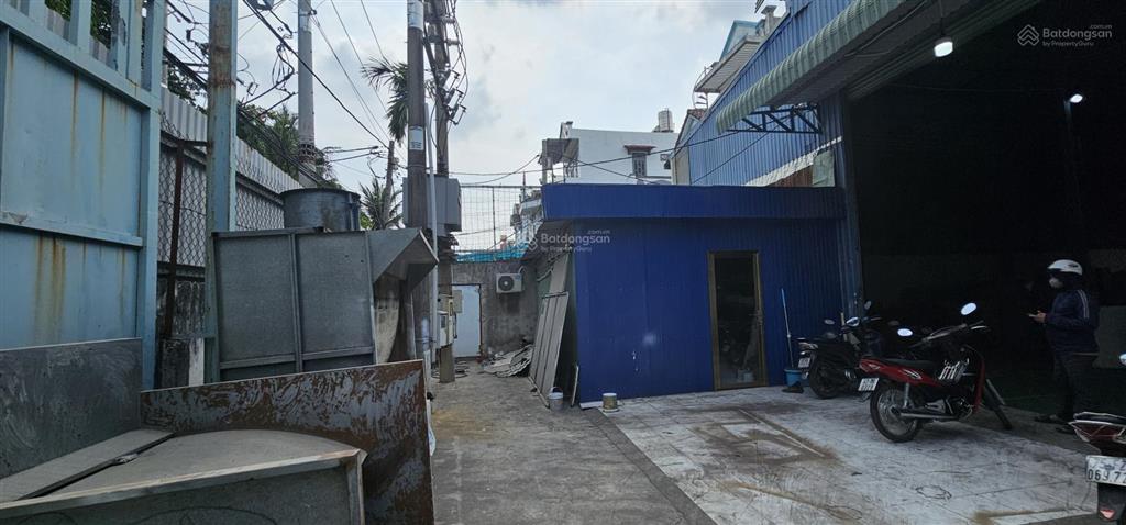 Nhà xưởng cho thuê hà huy giáp thạnh lộc quận 12. dt 700m2 giá 42 triệu/tháng  0908 561 ***