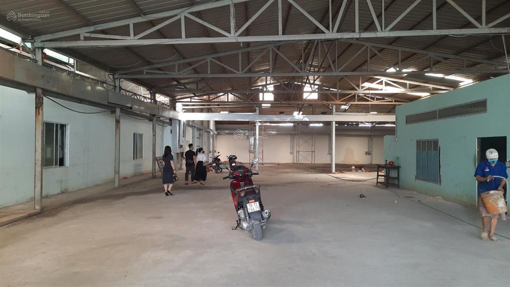 Nhà xưởng cho thuê đường đặng thúc vịnh, đông thạnh hóc môn, dt 2500m2 giá 70 triệu  0908 561 ***
