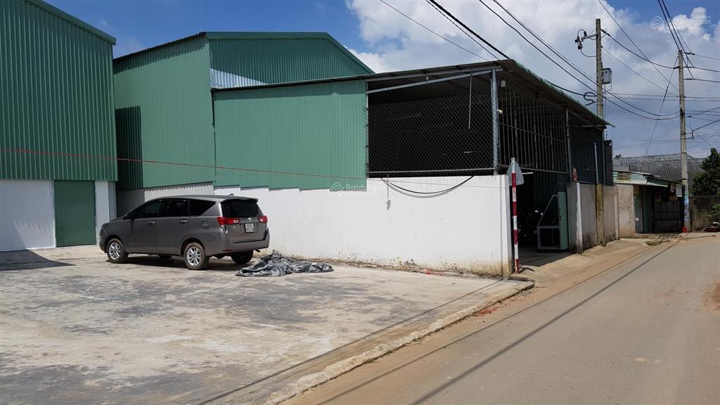 Nhà xưởng cho thuê phường an phú đông quận 12 dt 1400m² giá 70 triệu/tháng  0908 561 ***