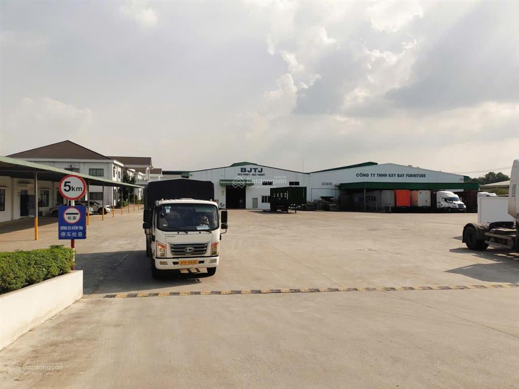 Hoàng lâm 0946 969 ***  giỏ hàng kho xưởng cho thuê tân uyên bình dương  pccc tự động  đa dạng dt