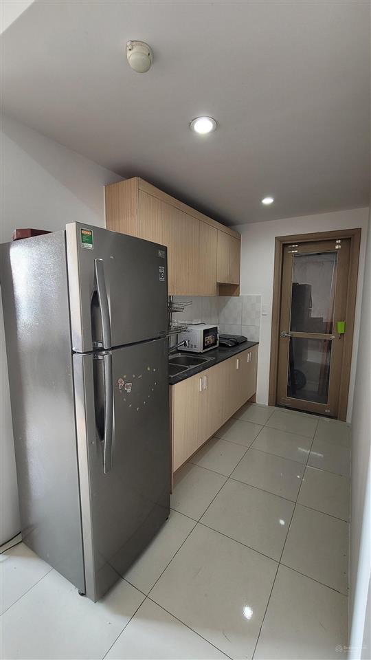 Bán căn hộ 2pn, 2wc, đầy đủ nội thất, giá 1,350 tỷ bao hết phí sang sổ và nội thất