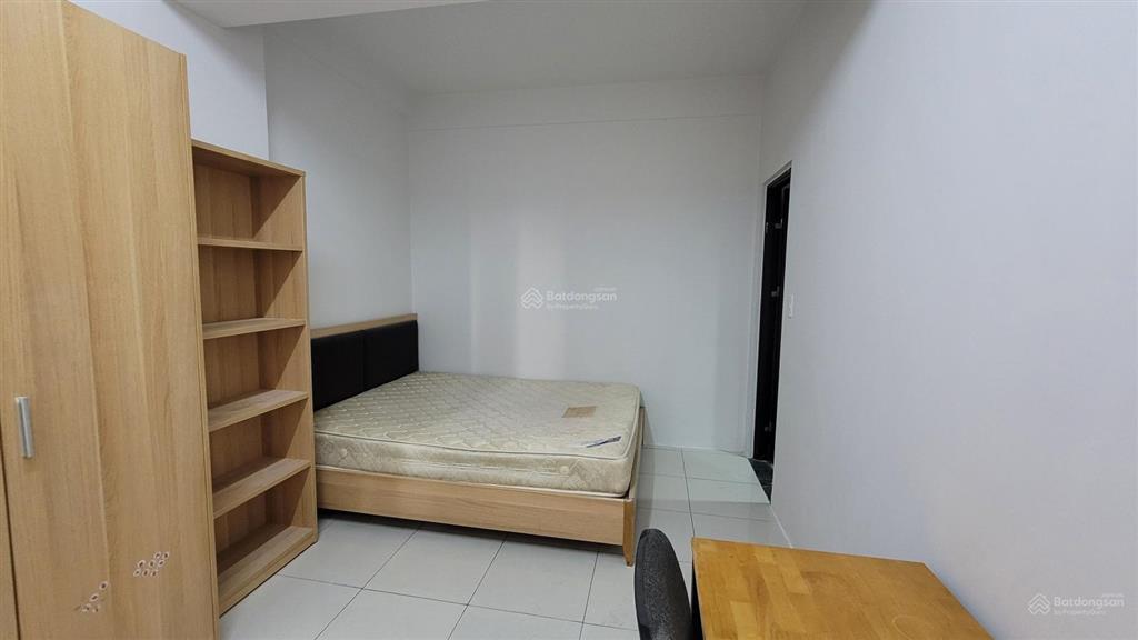 Bán căn hộ 2pn, 2wc, đầy đủ nội thất, giá 1,350 tỷ bao hết phí sang sổ và nội thất