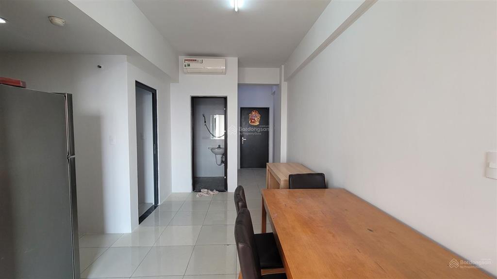 Bán căn hộ 2pn, 2wc, đầy đủ nội thất, giá 1,350 tỷ bao hết phí sang sổ và nội thất