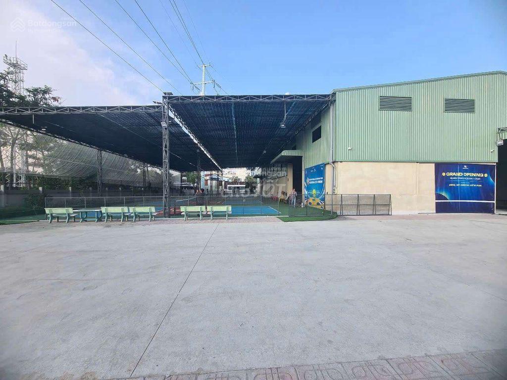Kho xưởng cho thuê hóc môn , dt 10,000m2 , đưởng container 40j