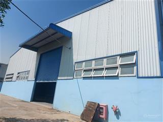 Nhà xưởng cho thuê khu công nghiệp hoàng gia , xuyên á . đức hòa long an , dt 3,500m2