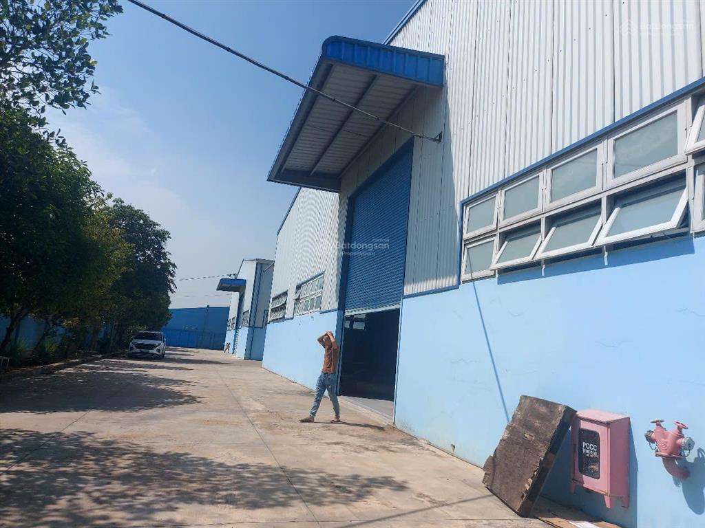 Nhà xưởng cho thuê khu công nghiệp hoàng gia, xuyên á. đức hòa long an, dt 3.500m2