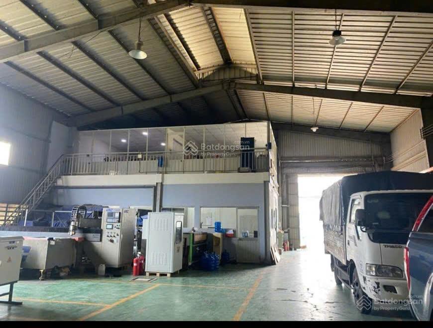 Kho xưởng cho thuê an phú đông, quận 12, dt 1.400m2