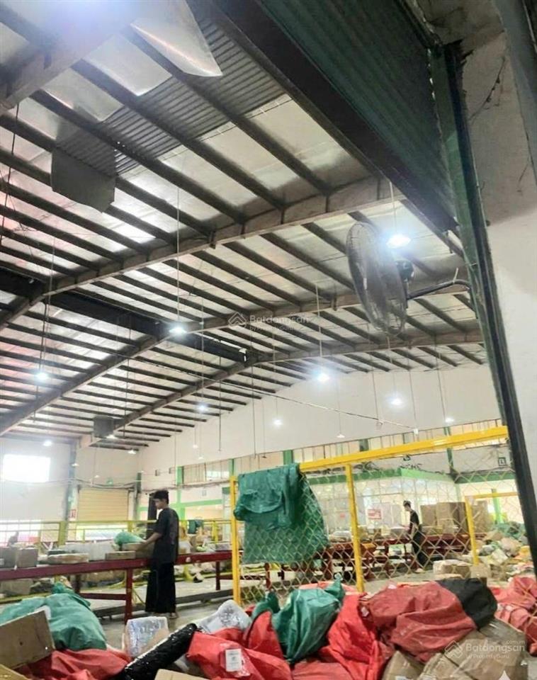 Kho xưởng cho thuê khu công nghiệp hải sơn, đức hòa, long an, dt 3.000m2