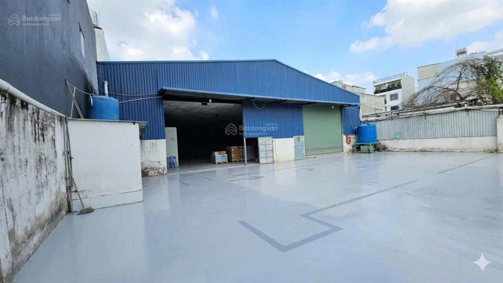 Kho cho thuê 85 triệu, 1400m2 ở thạnh lộc, q12, tp.hcm