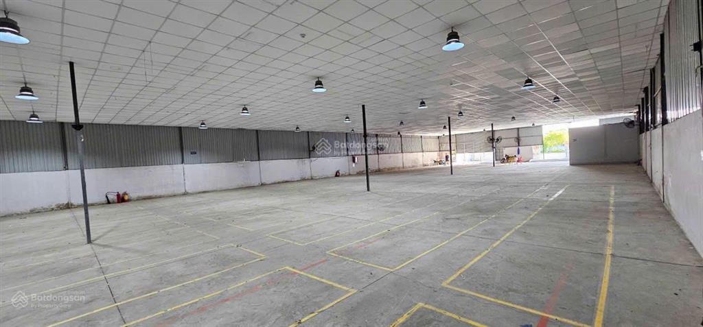 Kho cho thuê 85 triệu, 1400m2 ở thạnh lộc, q12, tp.hcm