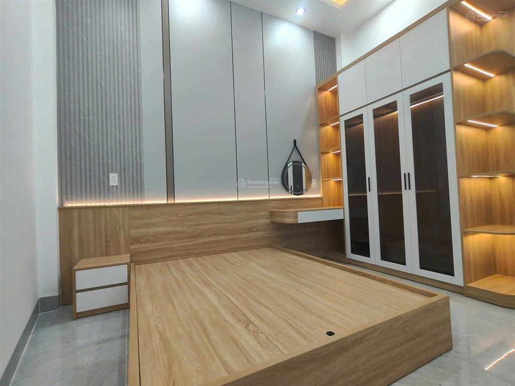 Bán nhà phú mỹ thủ dầu một 1 trệt 2 lầu, gpxd cấp chính, đường ô tô