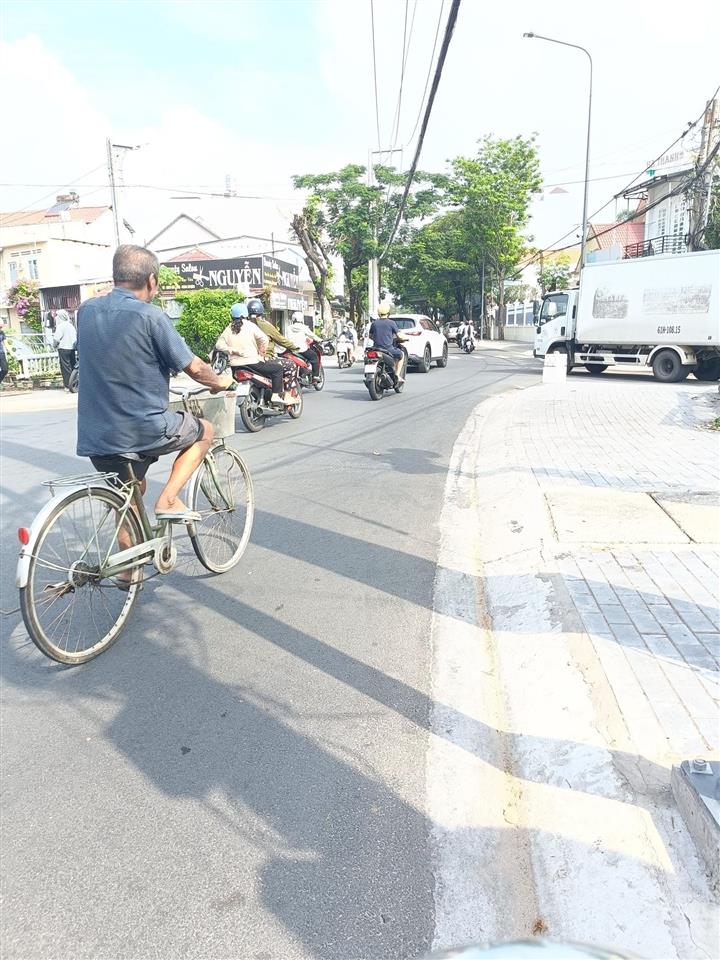Cần bán đất 175 m2 mặt tiền đường bàu bàng chánh nghĩa