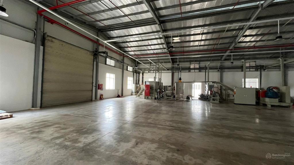 Chuyển nhượng nhà xưởng tại kcn sóng thần 3, 112 tỷ, 11881 m2, thời hạn 2056