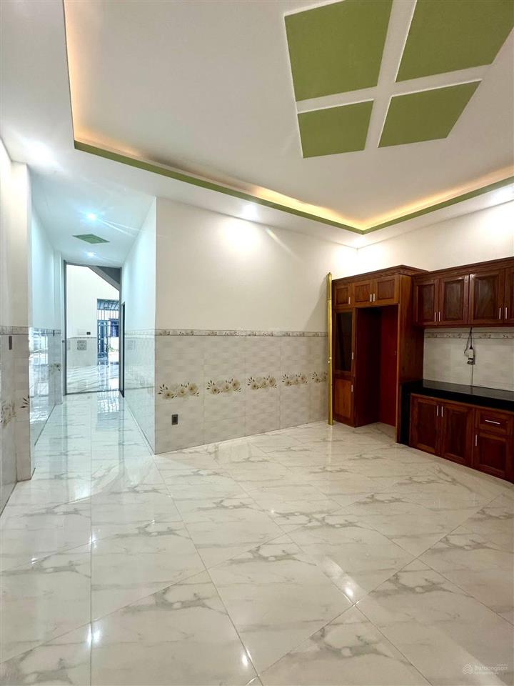 Bán nhà cực đẹp 1 trệt 1 lửng p. phú hoà. dt 100m2(5x20) thổ cư 60m2. giá 3,2 tỷ