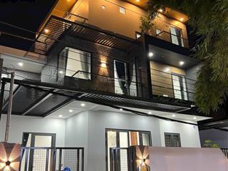 Bán nhà 1 trệt 2 lầu p. phú hòa cách đường lê hồng phong 20m. dt xây dựng 203m2