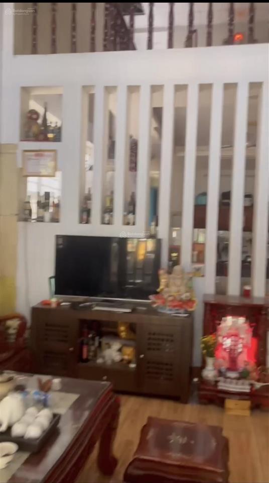Bán nhà 1 trệt 1 lửng p. phú thọ, gần siêu thị coop max. dt 210m2 (5x42) thổ cư 100m2. giá 2,8 tỷ