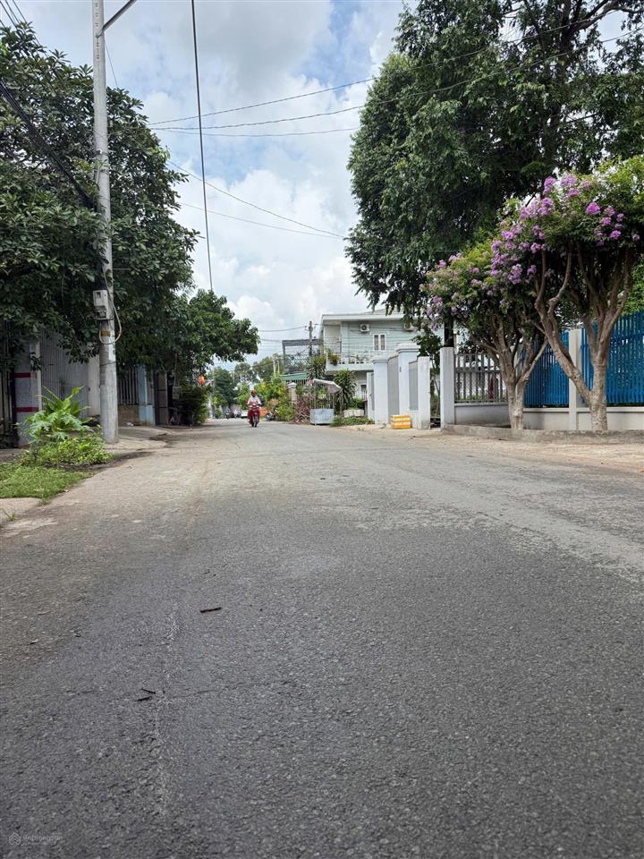 Đất xây biệt thự hẻm 269 đường nguyễn thị minh khai  p. phú hoà. dt 452m2 (10x45m) thổ cư 160m2