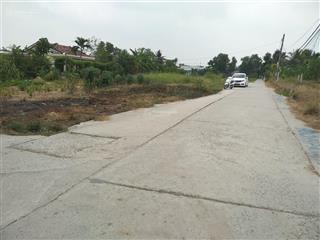 Chính chủ bán rẻ 105m2 đất ở hẻm ô tô đường đoàn nguyễn tuấn giá 2,350 tỷ xã hưng long, bình chánh.